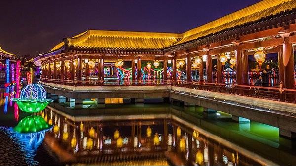 不要再參考別的景區(qū)亮化設(shè)計(jì)了，這樣做才能吸引游客