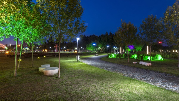 公園景觀夜景照明應(yīng)注重哪些標(biāo)準(zhǔn)？