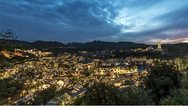 古鎮(zhèn)照明設計豐富了古鎮(zhèn)夜間景色
