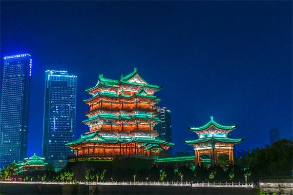 城市夜景亮化工程帶來積極的社會(huì)效益