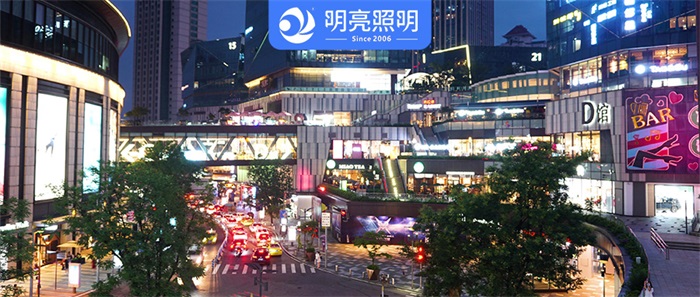 商場客戶流失嚴(yán)重？外墻亮化試試這招！