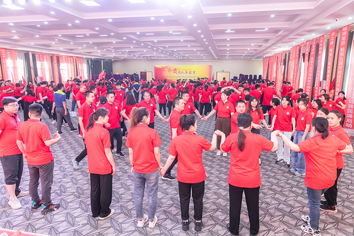 參加牛商爭霸賽，明亮照明集團再現(xiàn)企業(yè)風(fēng)采