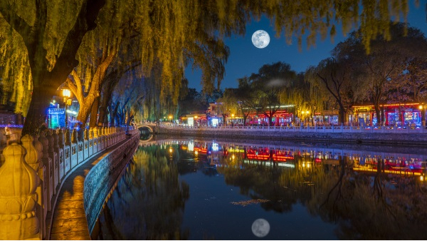 公園夜景燈光亮化如何體現(xiàn)人性化設(shè)計(jì)理念？