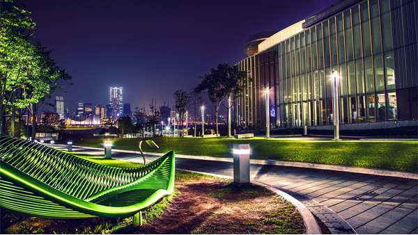 公園景觀亮化設(shè)計(jì)要注重美觀、大方、舒適