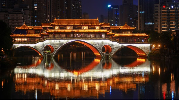 建筑夜景亮化如何進(jìn)行燈光效果的搭配？