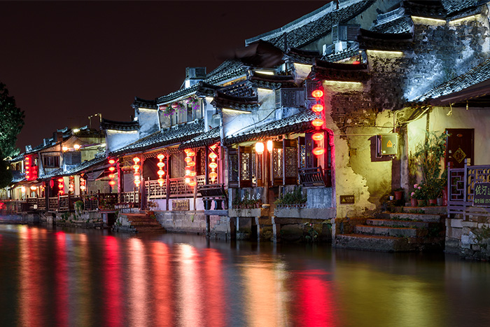 燈光一開客自來！景區(qū)如何靠夜游亮化突破30%客流增長