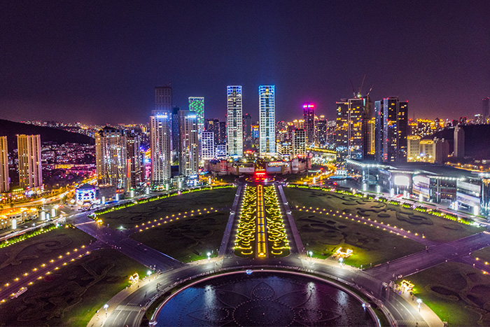 廣場(chǎng)亮化工程怎樣設(shè)計(jì)才能獲得市民的認(rèn)可？